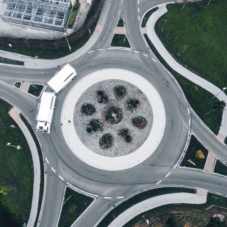 csm_Schueller_Unternehmen_Kreisverkehr_efbe5337ed